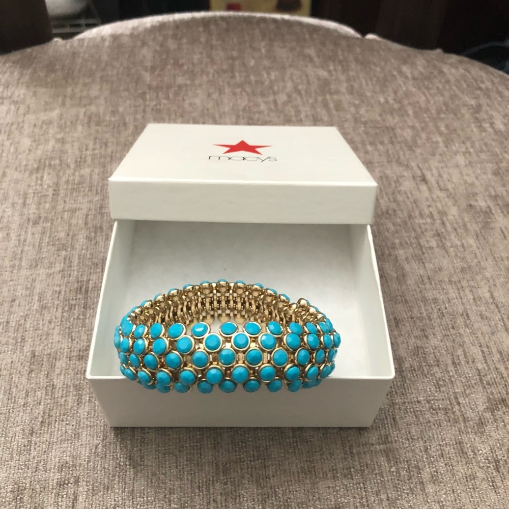 Macy’s bracelet - Picture 3 of 3